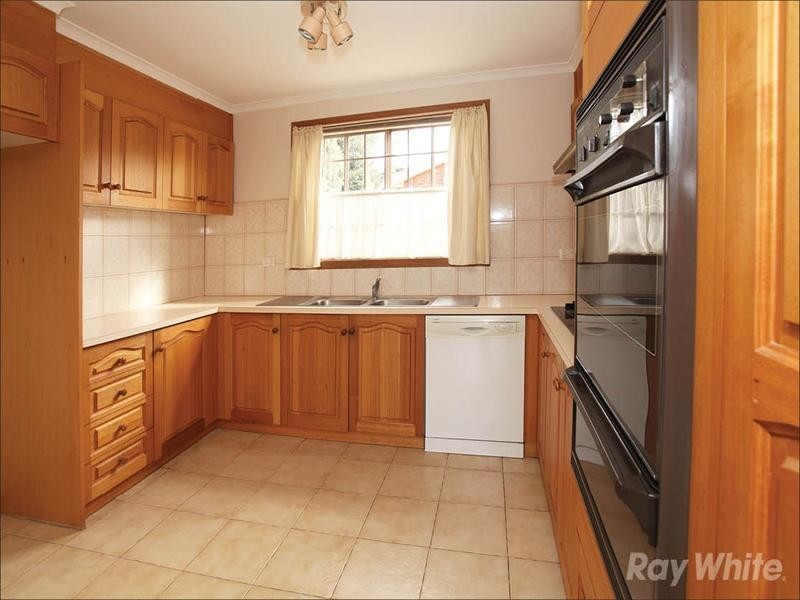 1/15 Selbourne Way, Mulgrave VIC 3170