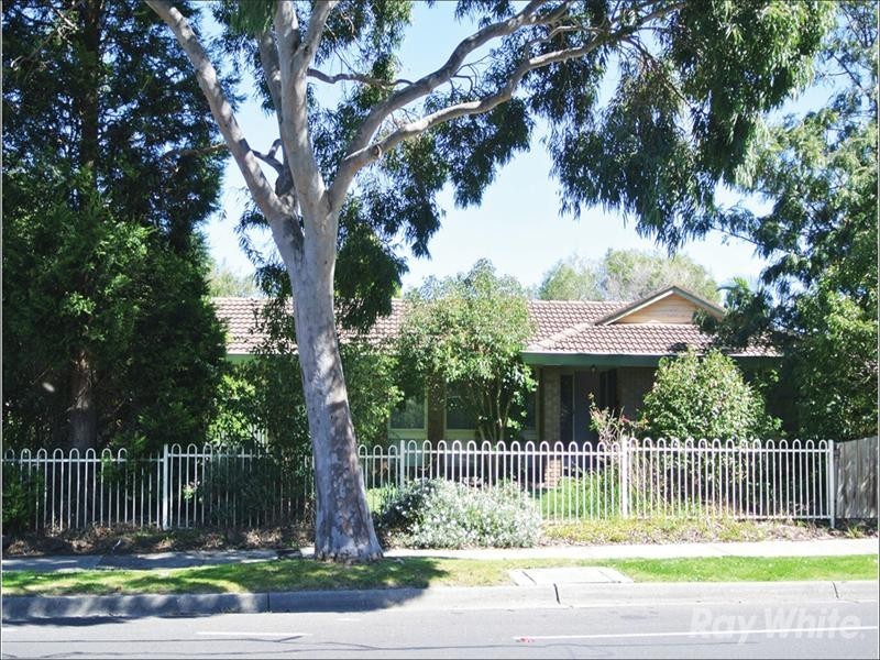 2 Alderford Drive, Wantirna VIC 3152