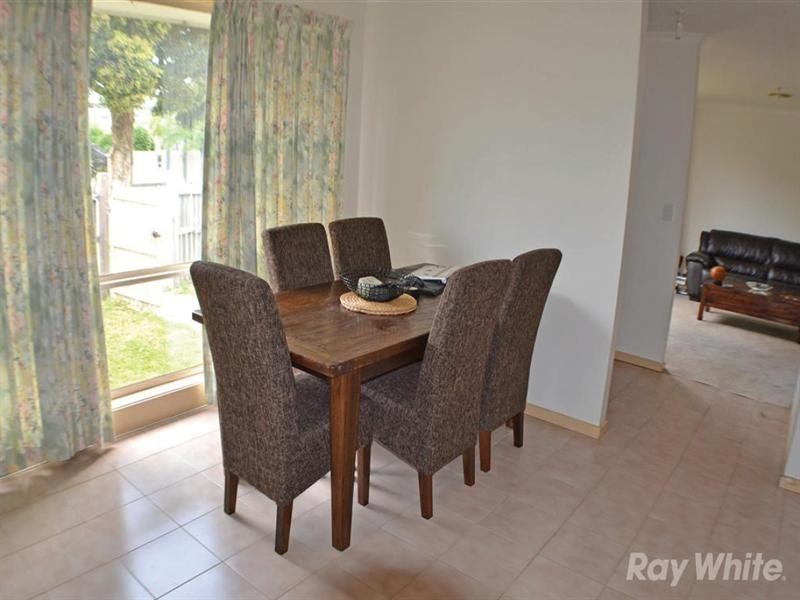 1/15 Rugby Road, Hughesdale VIC 3166