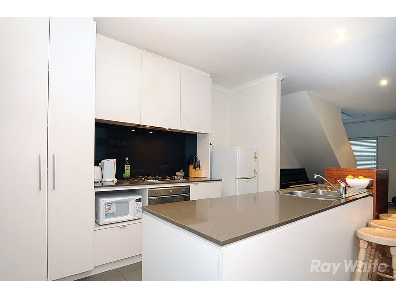 15 Southampton Drive, Mulgrave VIC 3170