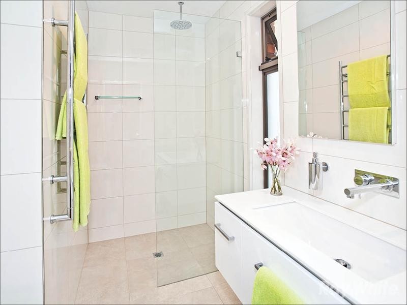 9 Heatherlea Drive, Wheelers Hill VIC 3150