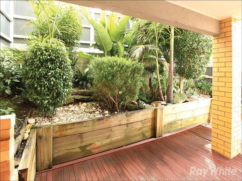 10 Tulloch Grove, Glen Waverley VIC 3150