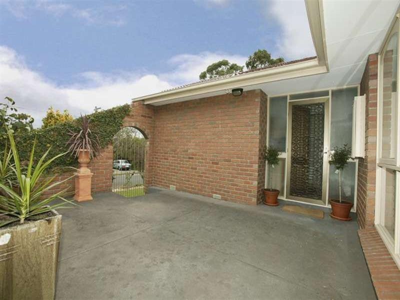 3 Yandell Close, Vermont South VIC 3133