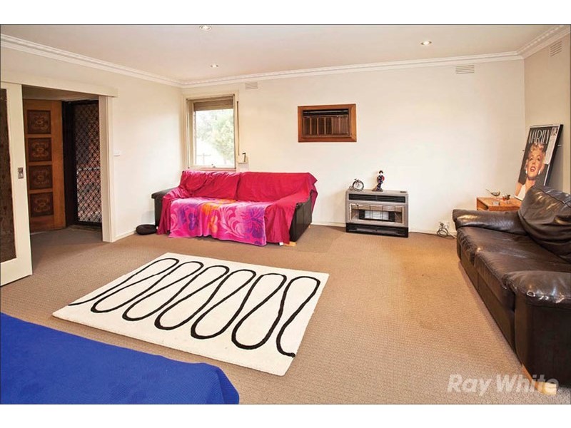 2 Jacksons Road, Noble Park North VIC 3174