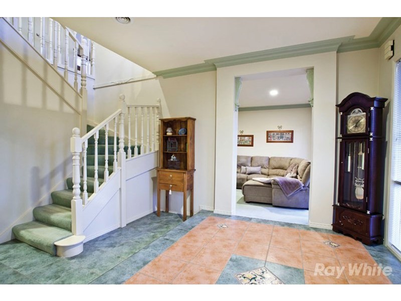 16 Earls Court, Wantirna South VIC 3152