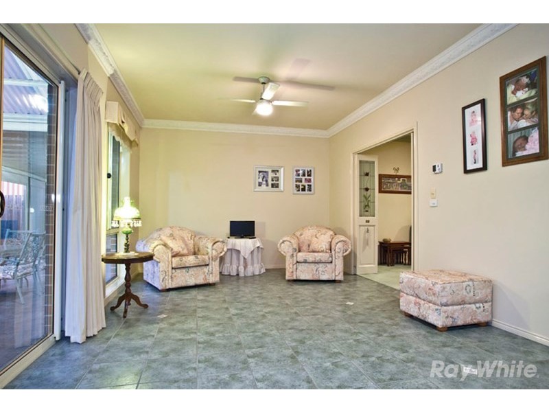 16 Earls Court, Wantirna South VIC 3152