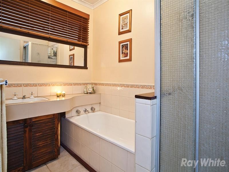 6 Abbeydale Court, Mulgrave VIC 3170