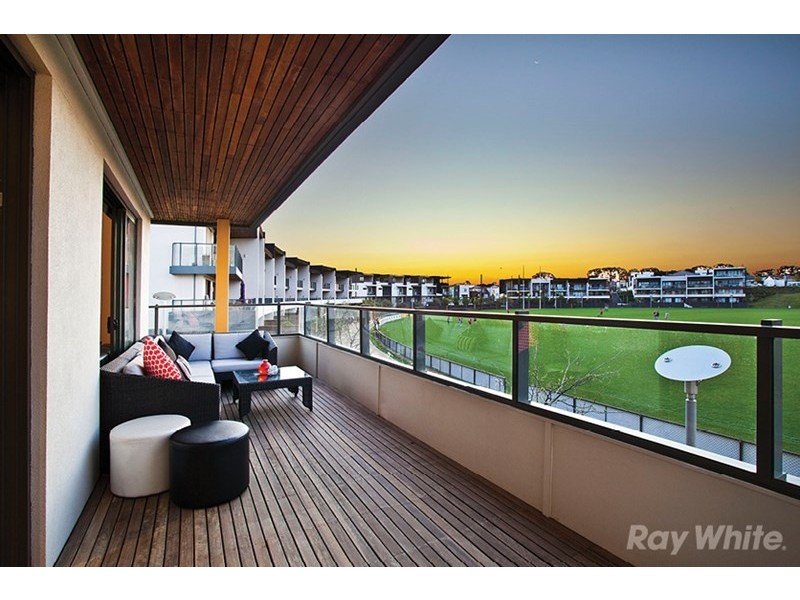 76 Waverley Park Drive, Mulgrave VIC 3170