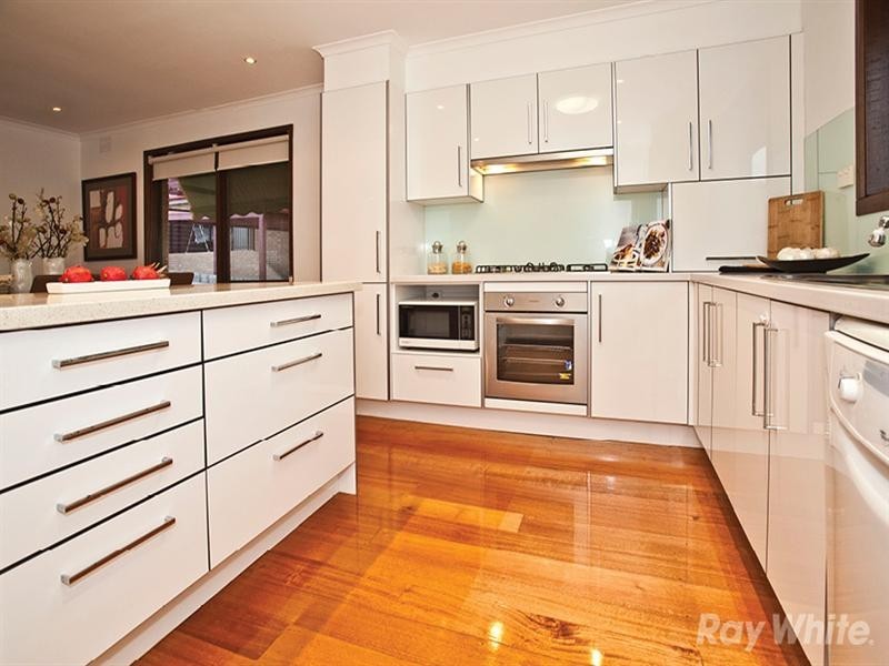 11 Rata Street, Wheelers Hill VIC 3150