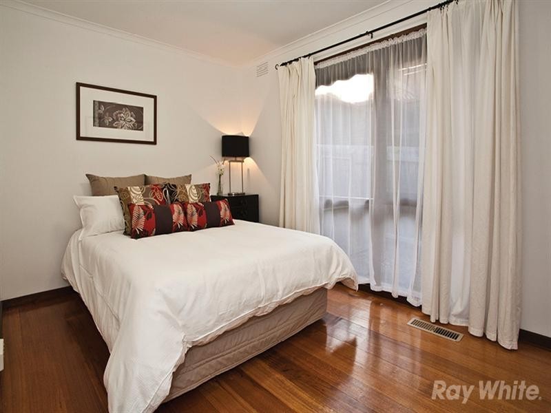 11 Rata Street, Wheelers Hill VIC 3150