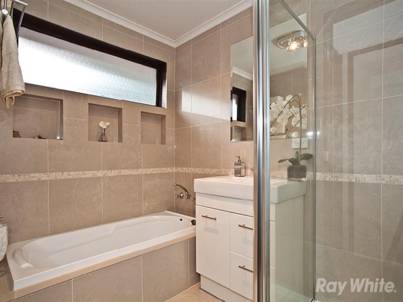 11 Rata Street, Wheelers Hill VIC 3150