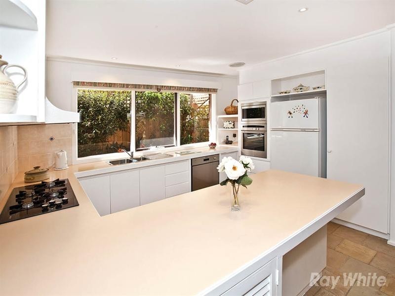 3 Tiernan Street, Glen Waverley VIC 3150