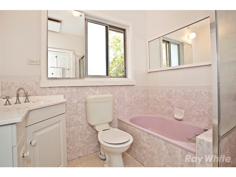 12 Jordan Grove, Glen Waverley VIC 3150