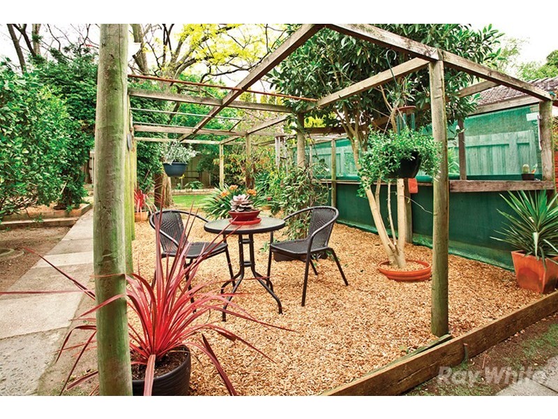 12 Jordan Grove, Glen Waverley VIC 3150