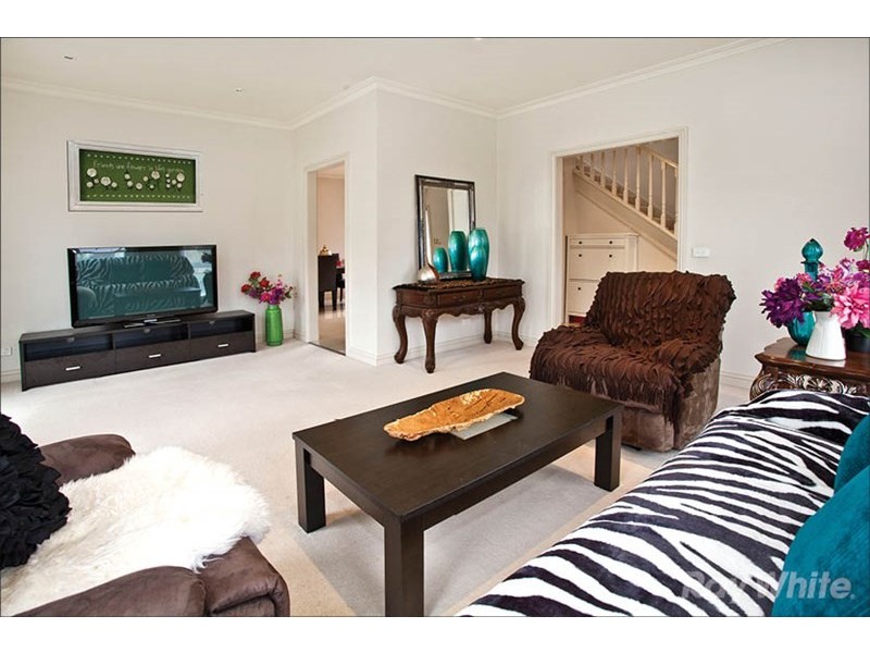 6A Rowitta Drive, Glen Waverley VIC 3150