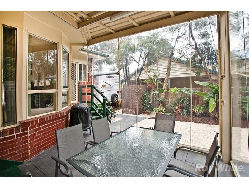 8 Larpent Street, Glen Waverley VIC 3150