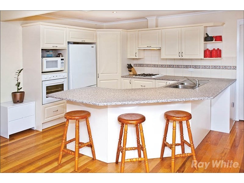 14 Settlers Court, Vermont South VIC 3133