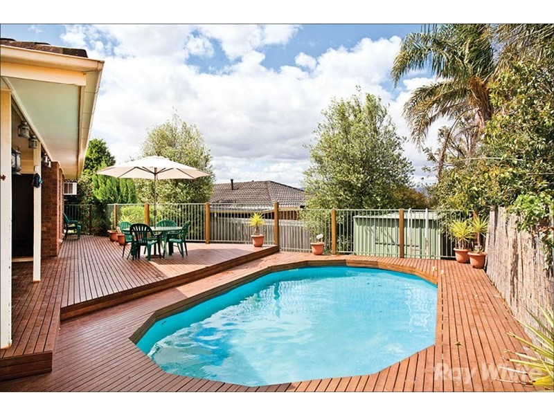 14 Settlers Court, Vermont South VIC 3133