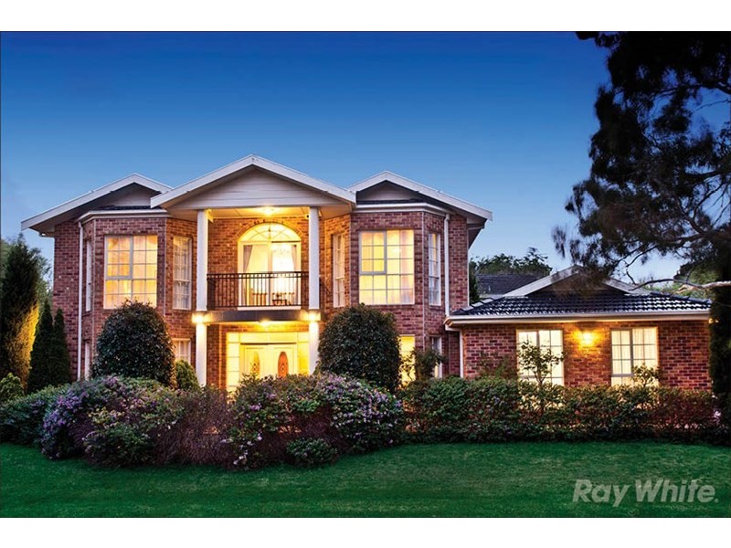 7 Peartree Way, Glen Waverley VIC 3150