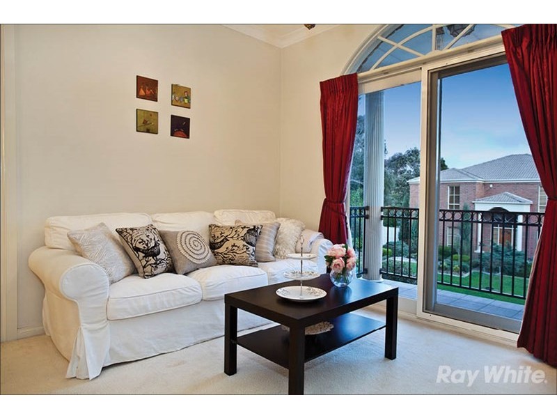 7 Peartree Way, Glen Waverley VIC 3150