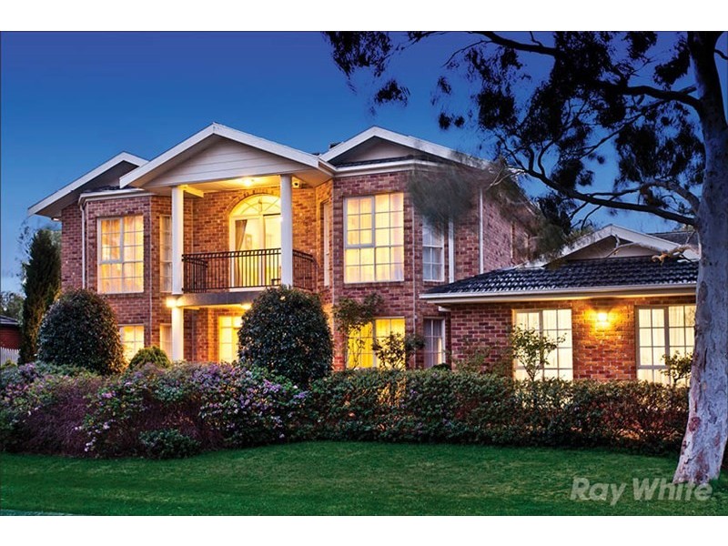 7 Peartree Way, Glen Waverley VIC 3150