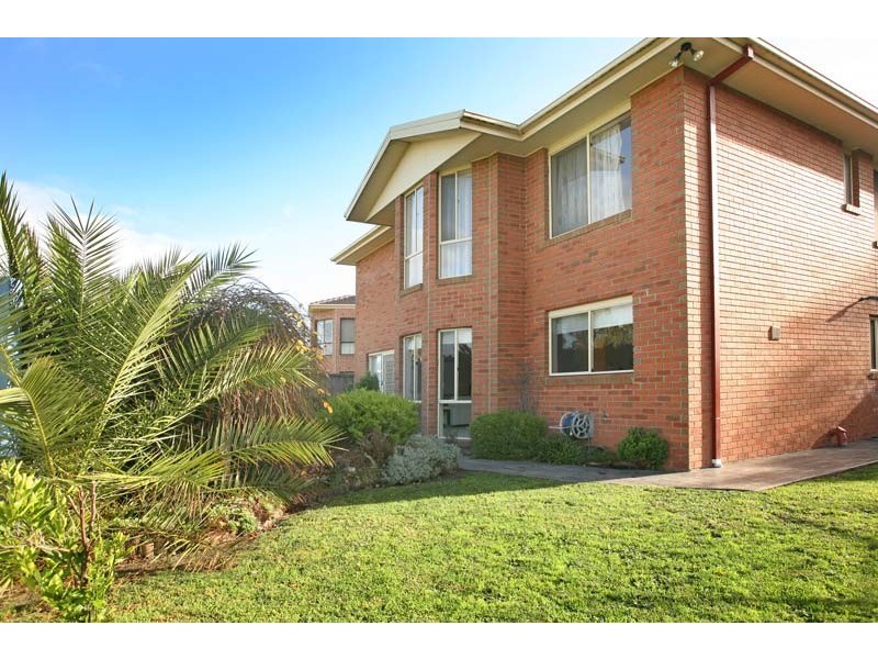 119 Herriotts Boulevard, Glen Waverley VIC 3150