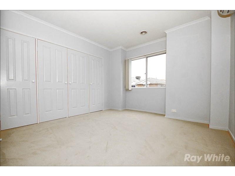 10/3 McKelvie Court, Glen Waverley VIC 3150