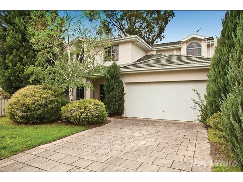 31 Silverwood Way, Glen Waverley VIC 3150