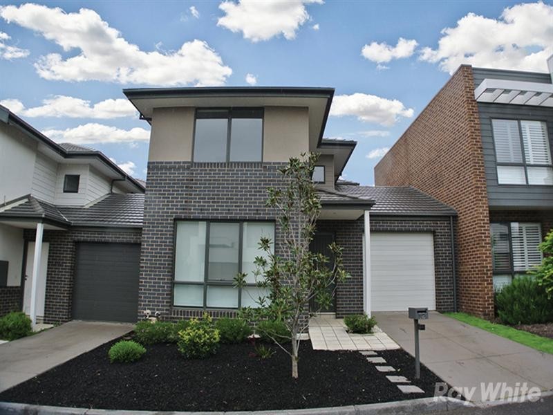 12 Selhurst Park Road, Mulgrave VIC 3170