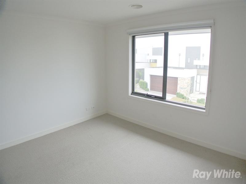 12 Selhurst Park Road, Mulgrave VIC 3170