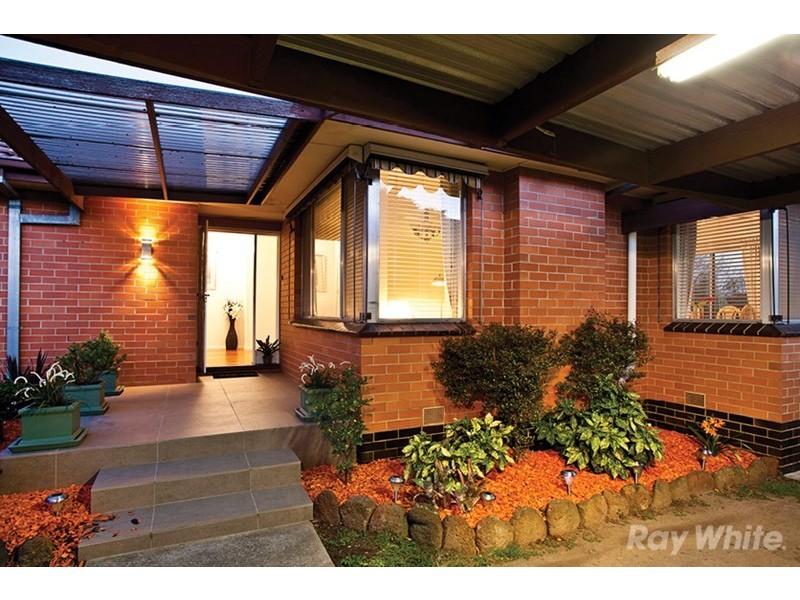 19 Gregory Crescent, Mulgrave VIC 3170