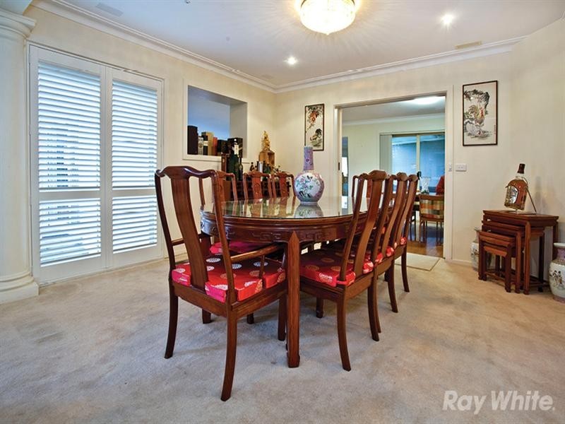 23 Rhodes Drive, Glen Waverley VIC 3150