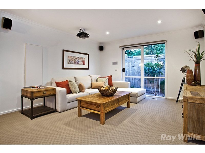 7 Page Court, Mulgrave VIC 3170