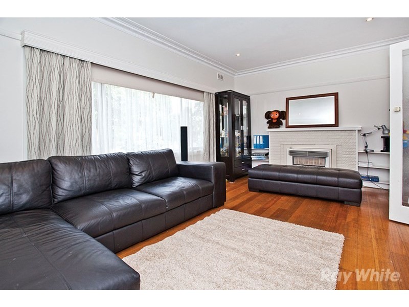 1/4 Allen Street, Glen Waverley VIC 3150