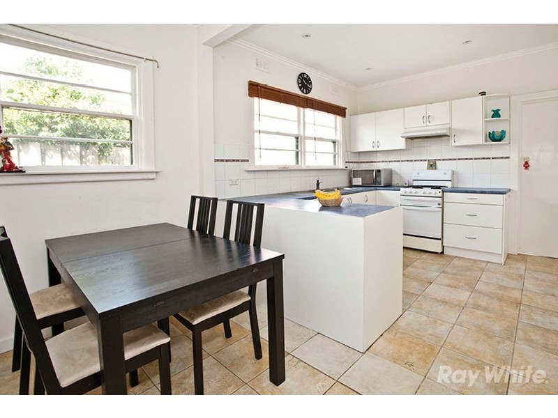 1/4 Allen Street, Glen Waverley VIC 3150