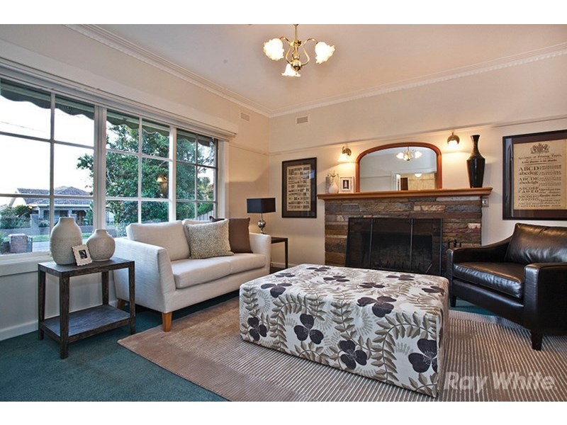 100 Roslyn Street, Burwood VIC 3125