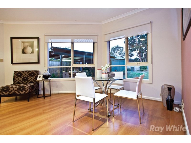 100 Roslyn Street, Burwood VIC 3125