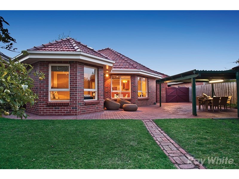 100 Roslyn Street, Burwood VIC 3125