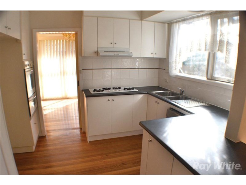 4 Mansfield Avenue, Mulgrave VIC 3170