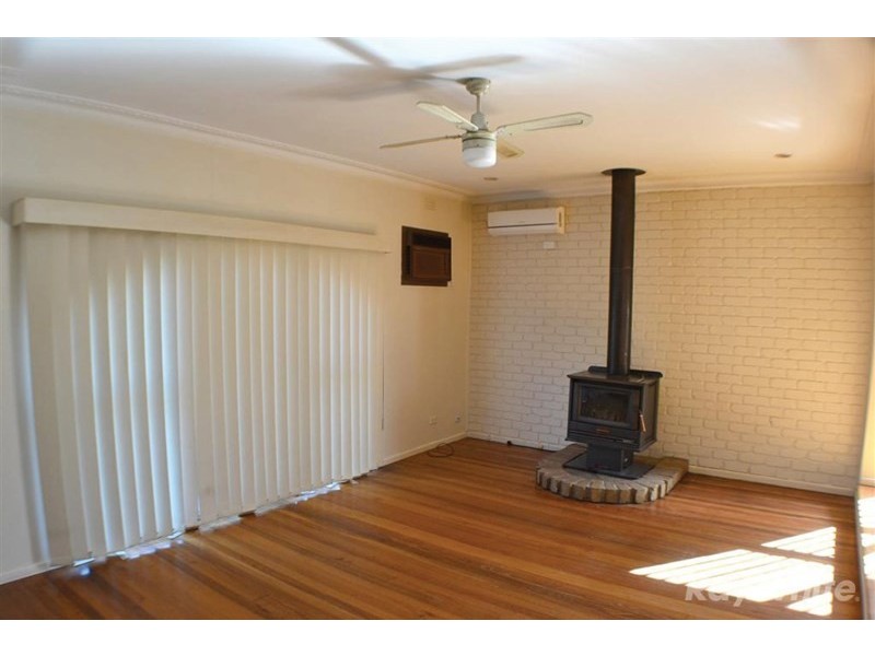 4 Mansfield Avenue, Mulgrave VIC 3170