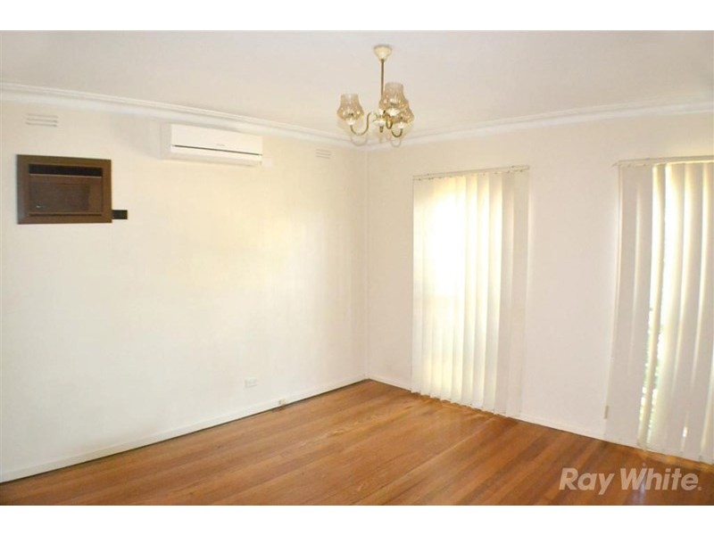 4 Mansfield Avenue, Mulgrave VIC 3170