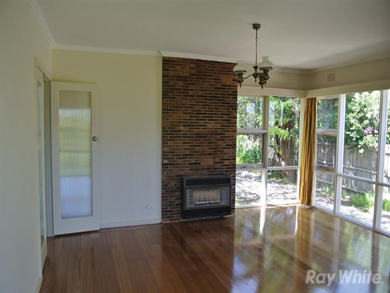 58 Kemp Avenue, Mount Waverley VIC 3149