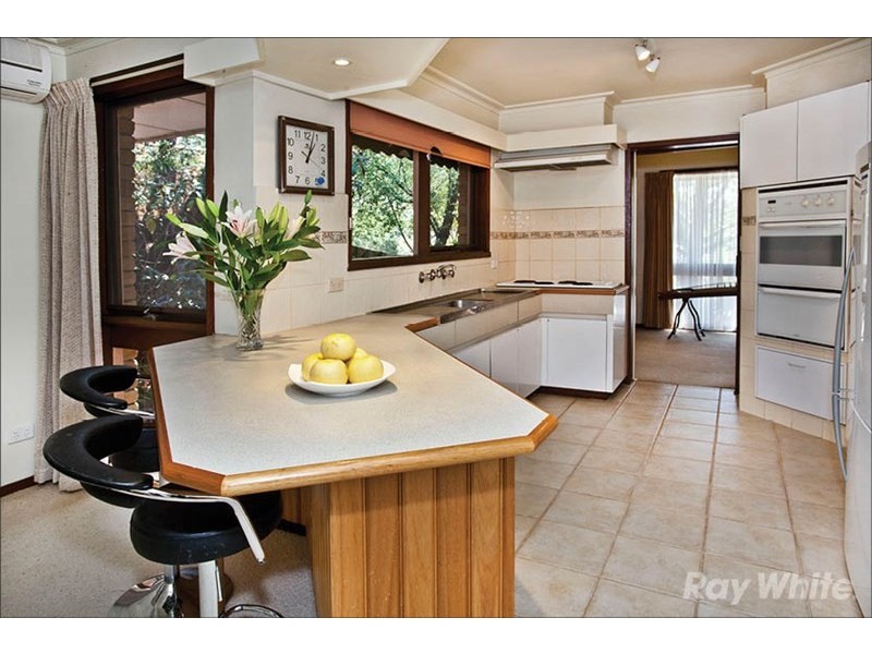 12 Lilian Street, Glen Waverley VIC 3150