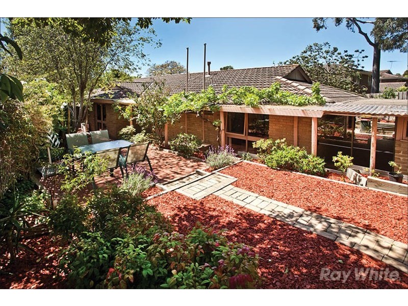 12 Lilian Street, Glen Waverley VIC 3150