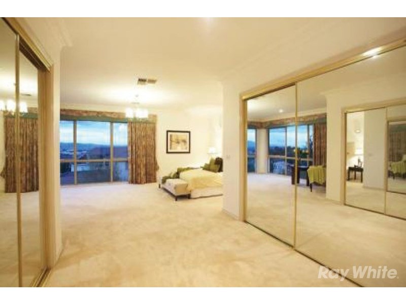 35 Strathconnan Place, Wheelers Hill VIC 3150