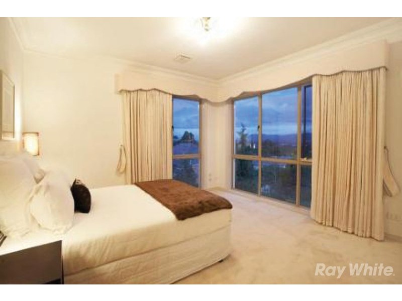 35 Strathconnan Place, Wheelers Hill VIC 3150