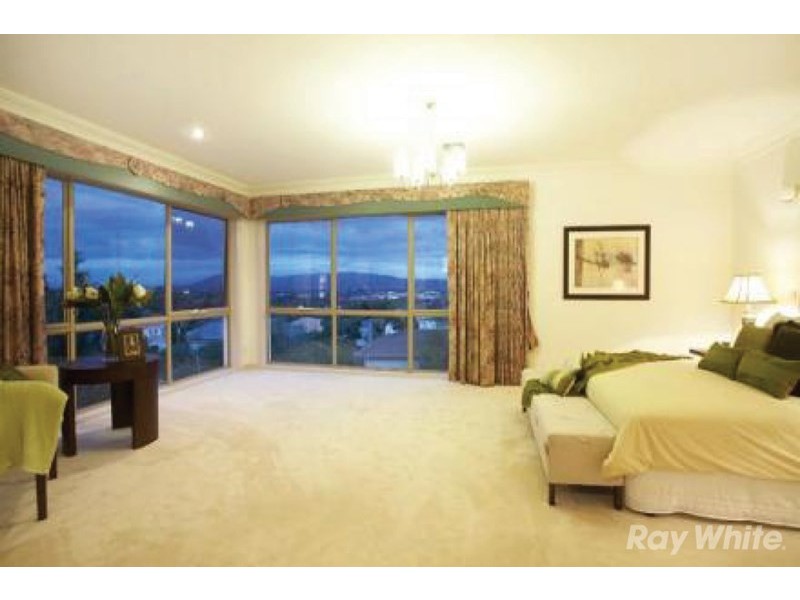 35 Strathconnan Place, Wheelers Hill VIC 3150