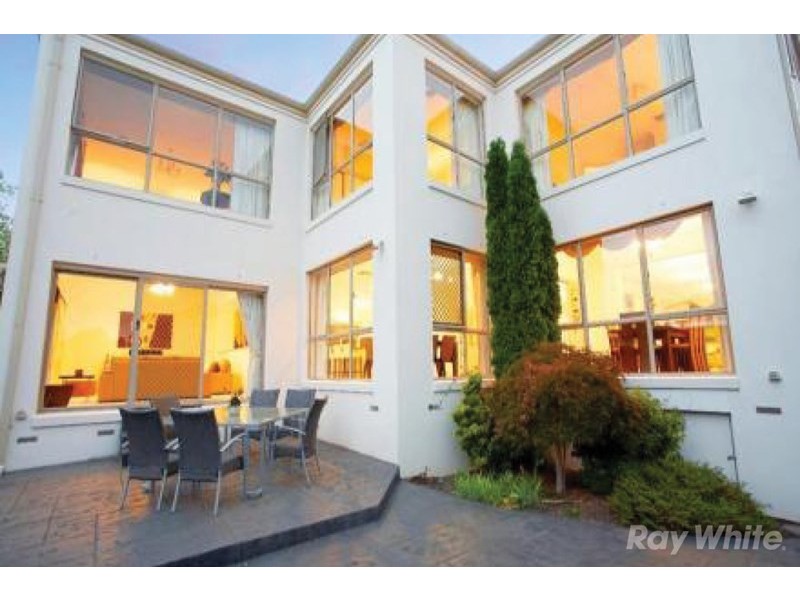 35 Strathconnan Place, Wheelers Hill VIC 3150