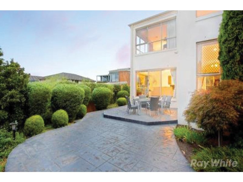 35 Strathconnan Place, Wheelers Hill VIC 3150