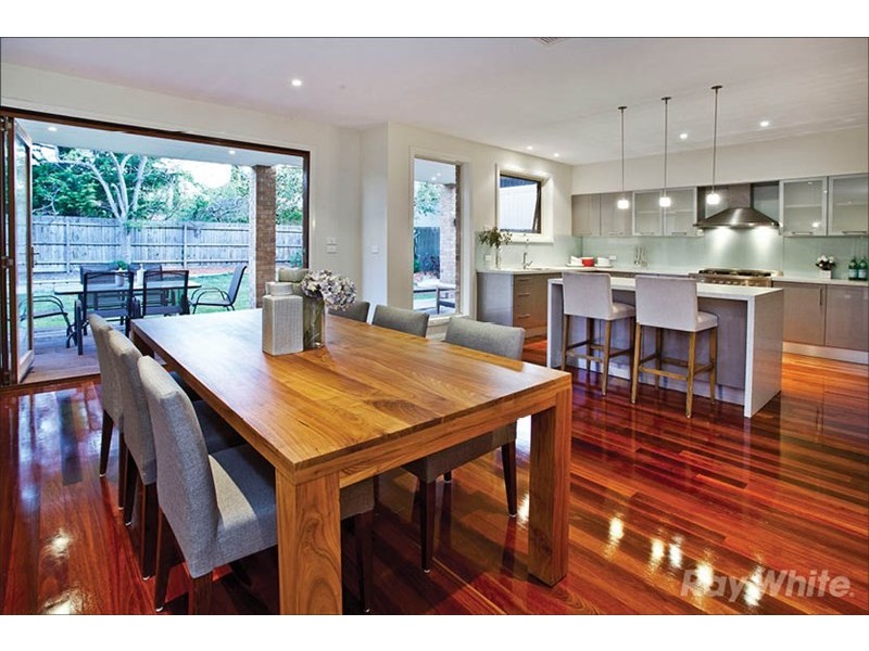 27 Crown Street, Glen Waverley VIC 3150